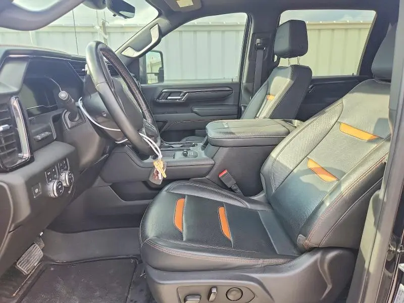 2024 GMC SIERRA K3500 AT4  