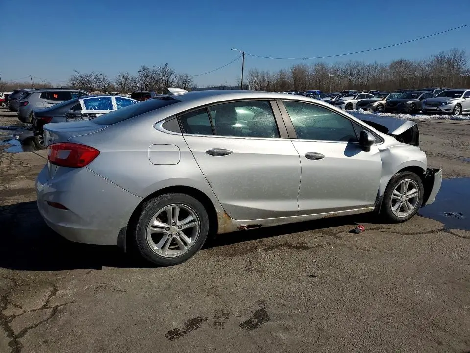 2016 CHEVROLET CRUZE LT  