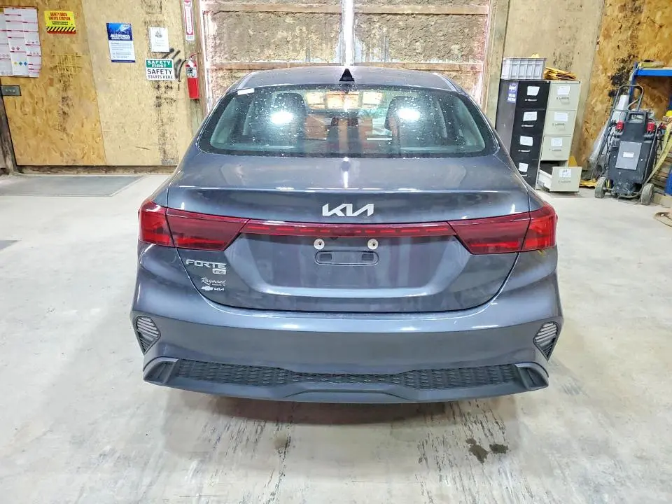 2024 KIA FORTE LX  