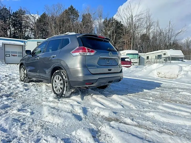 2014 NISSAN ROGUE S  