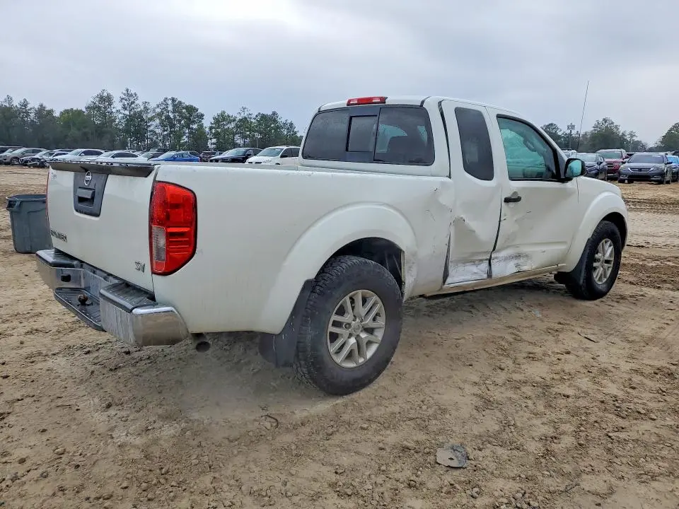 2017 NISSAN FRONTIER S  