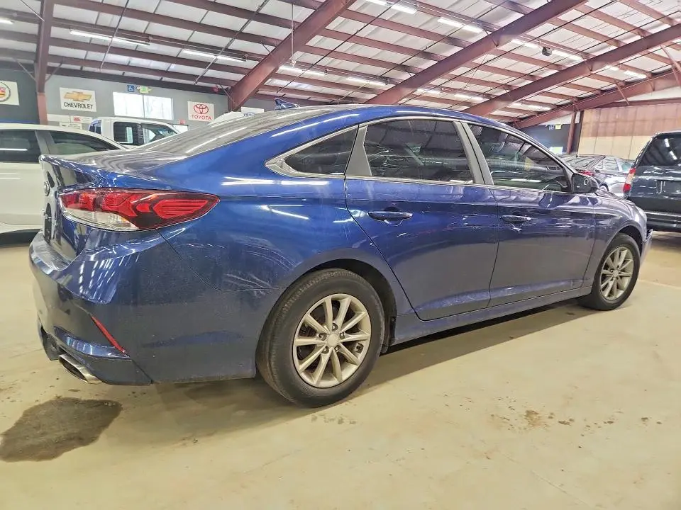 2019 HYUNDAI SONATA SE  