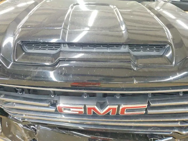 2022 GMC SIERRA K2500 AT4  