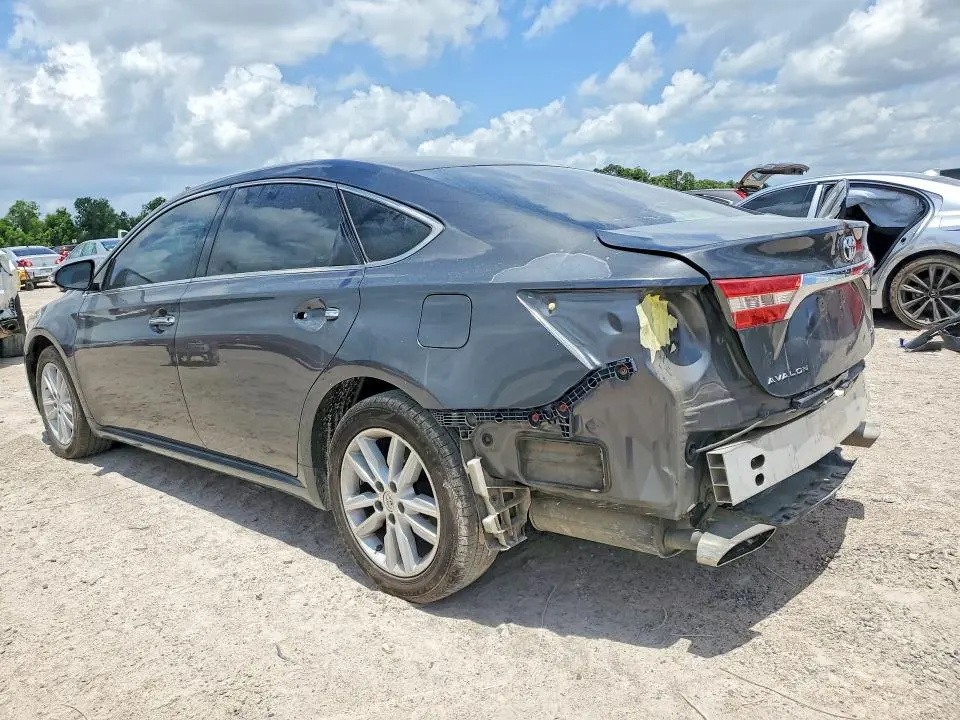 2013 TOYOTA AVALON XLE  