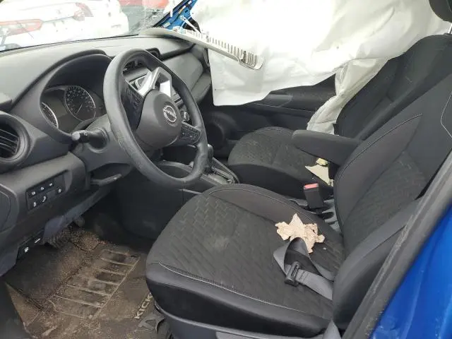 2022 NISSAN KICKS S  