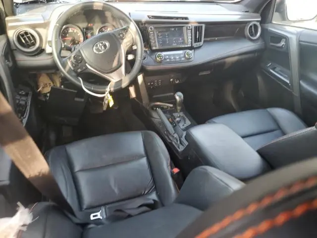 2017 TOYOTA RAV4 SE