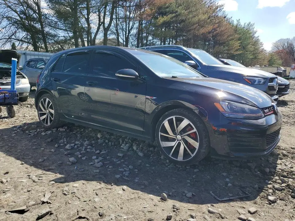 2017 VOLKSWAGEN GTI SPORT  
