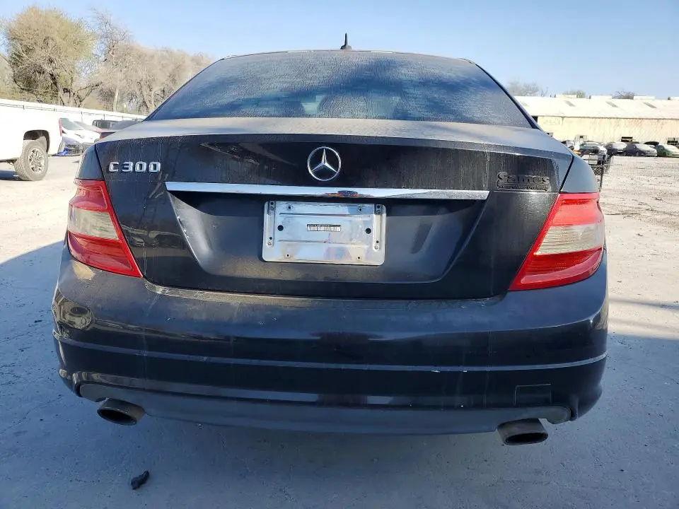 2011 MERCEDES-BENZ C 300  