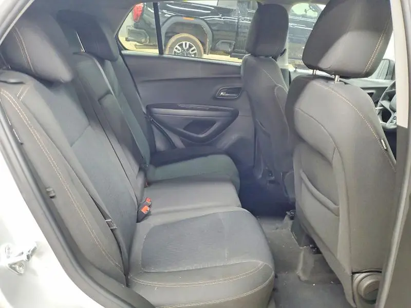 2022 CHEVROLET TRAX LS  