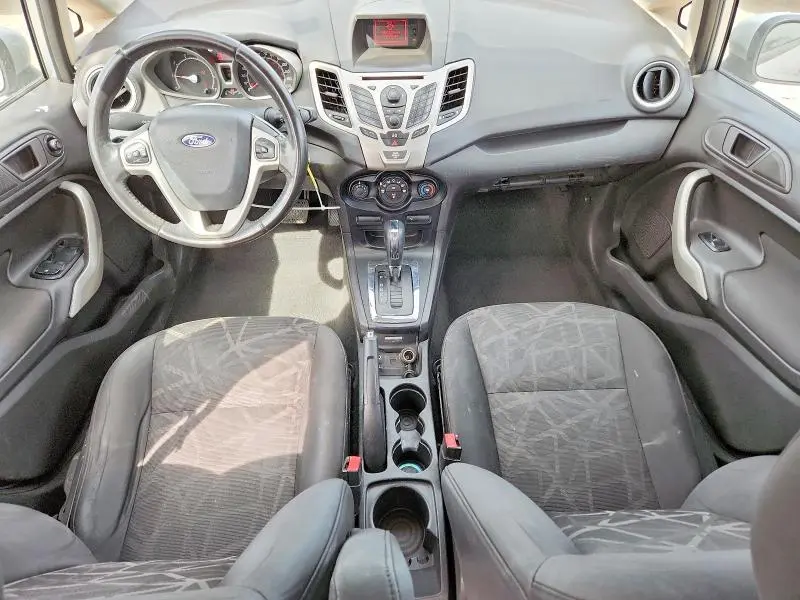 2013 FORD FIESTA SE  