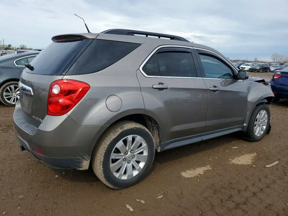 2011 CHEVROLET EQUINOX LT  