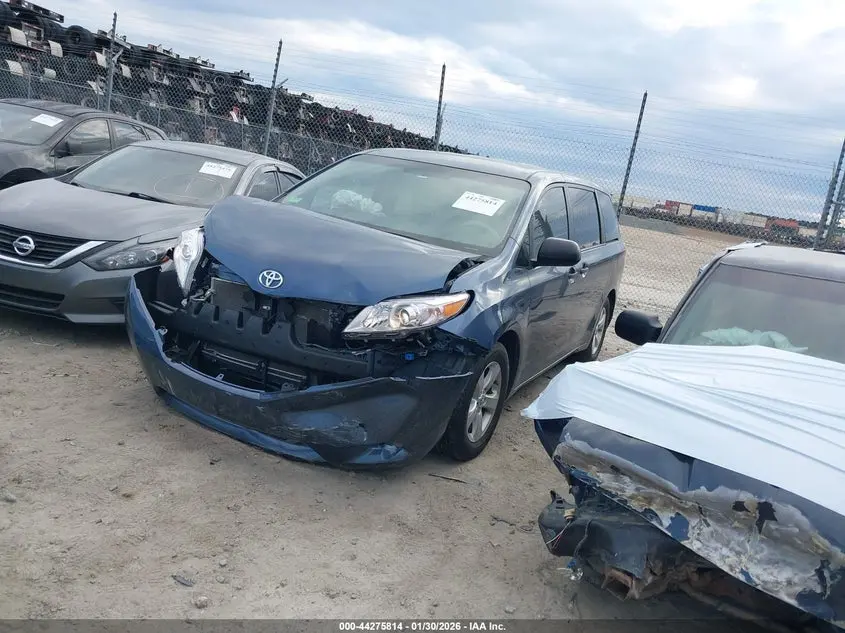 2014 TOYOTA SIENNA L V6 7 PASSENGER