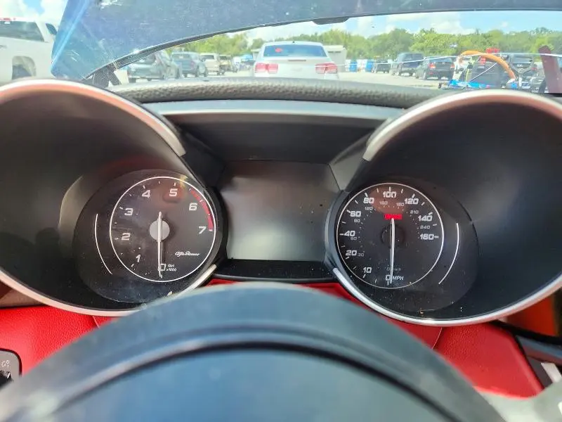 2021 ALFA ROMEO GIULIA SPORT  