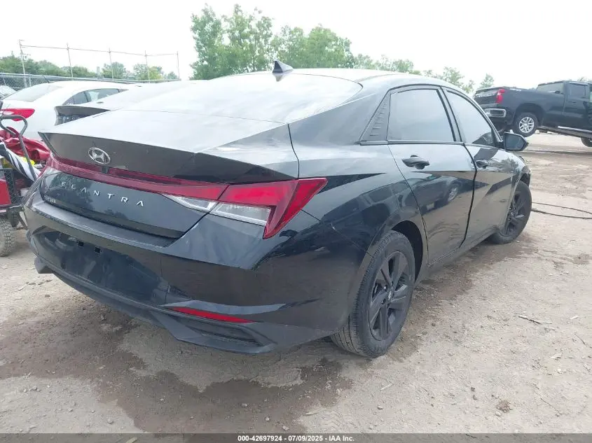 2021 HYUNDAI ELANTRA SEL