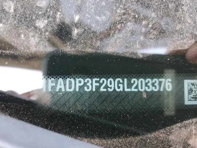 2016 FORD FOCUS SE  