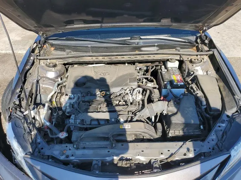 2022 TOYOTA CAMRY XLE  