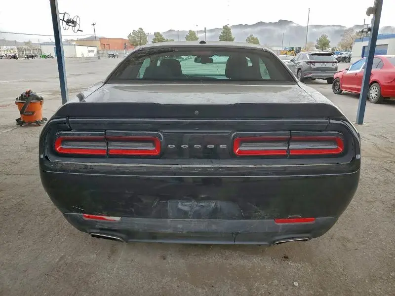 2023 DODGE CHALLENGER SXT  