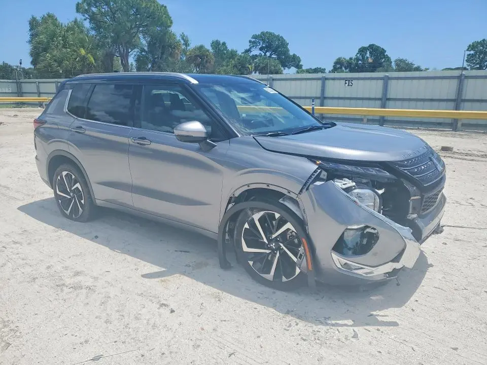 2023 MITSUBISHI OUTLANDER SEL  
