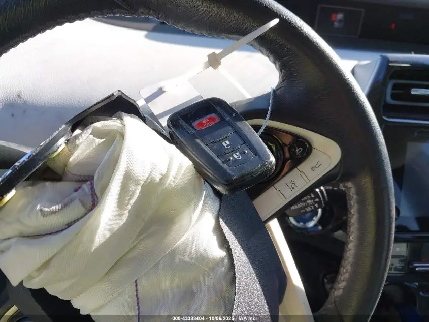 2017 TOYOTA PRIUS FOUR