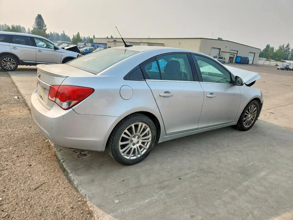 2013 CHEVROLET CRUZE ECO  