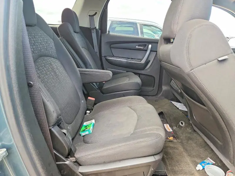 2010 GMC ACADIA SLE  