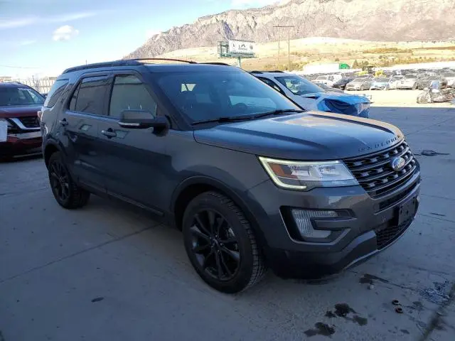 2017 FORD EXPLORER XLT  