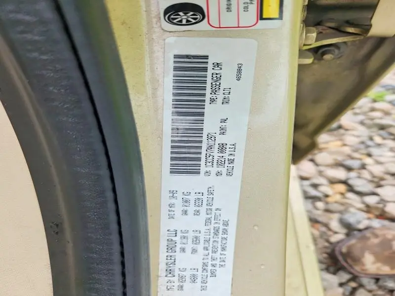 2010 CHRYSLER SEBRING LIMITED  