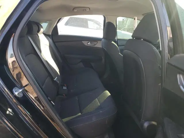 2019 KIA FORTE FE  