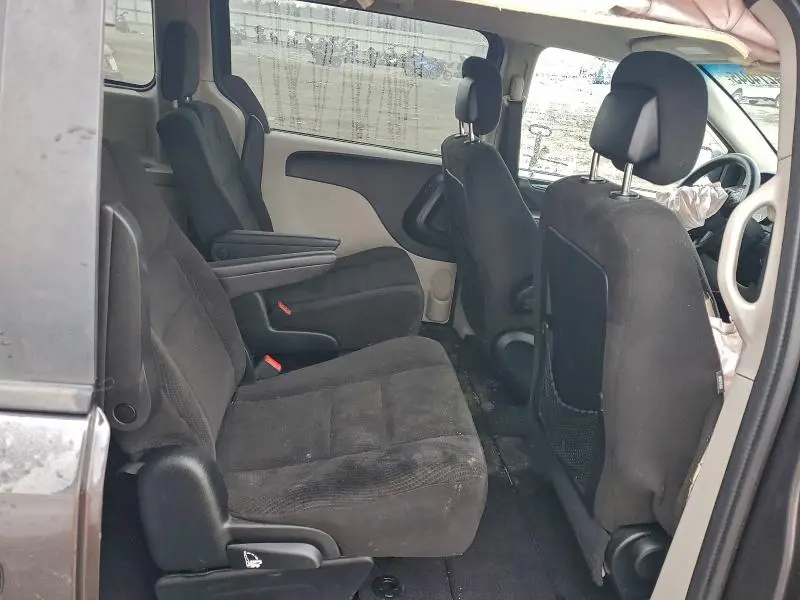 2017 DODGE GRAND CARAVAN SE  