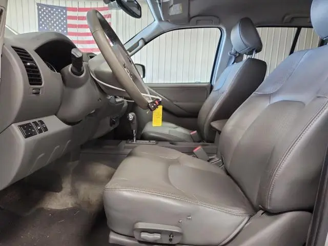 2013 NISSAN FRONTIER S  