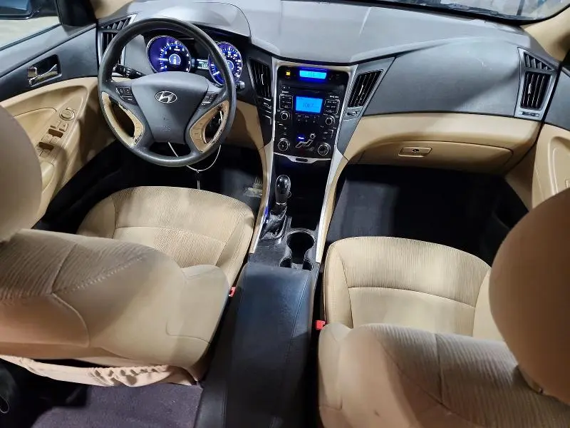 2011 HYUNDAI SONATA GLS  