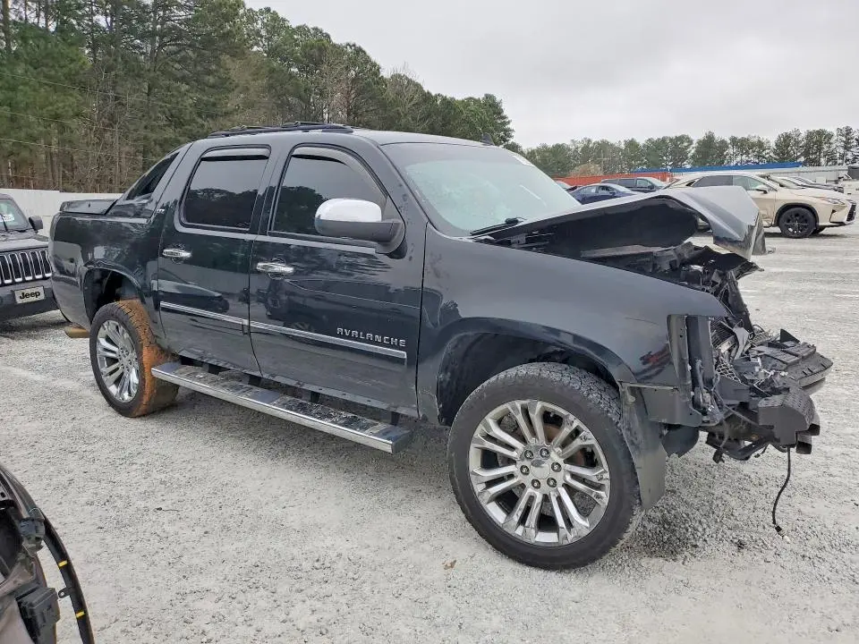 2012 CHEVROLET AVALANCHE LTZ  