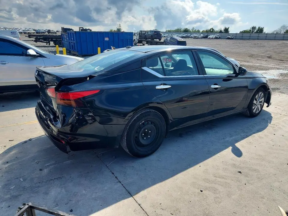 2020 NISSAN ALTIMA S  