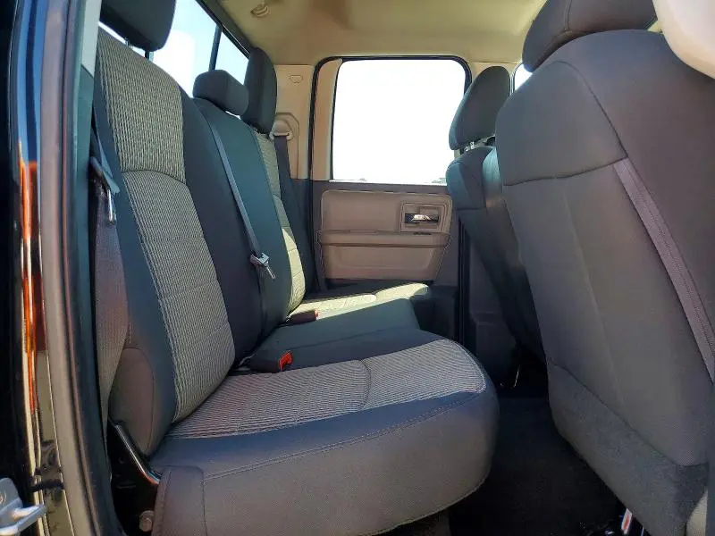 2012 DODGE RAM 1500 SLT  
