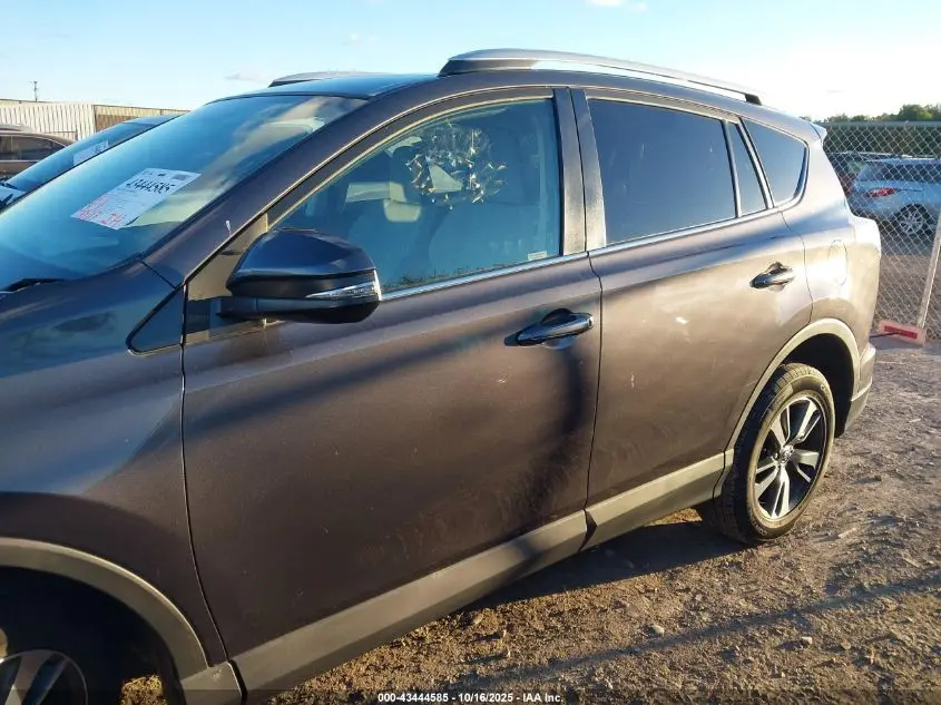 2016 TOYOTA RAV4 XLE