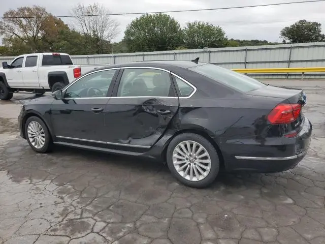 2016 VOLKSWAGEN PASSAT SE  
