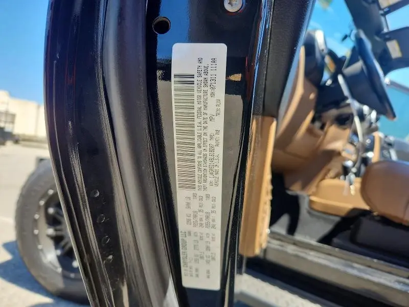 2011 JEEP WRANGLER SAHARA  