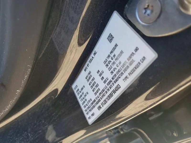 2025 TESLA MODEL 3   