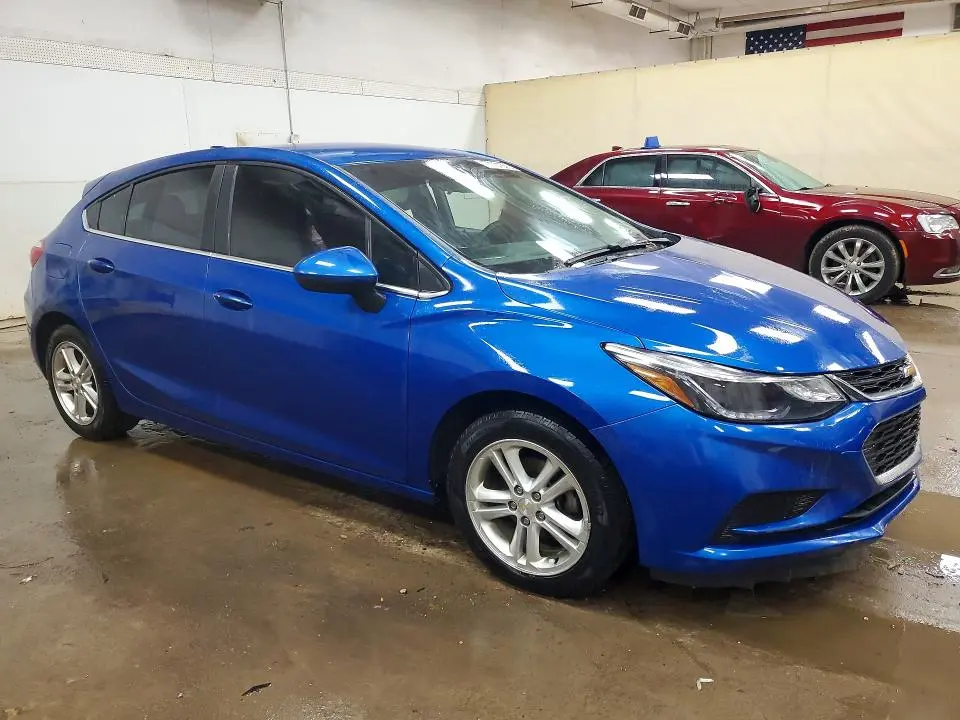 2017 CHEVROLET CRUZE LT  