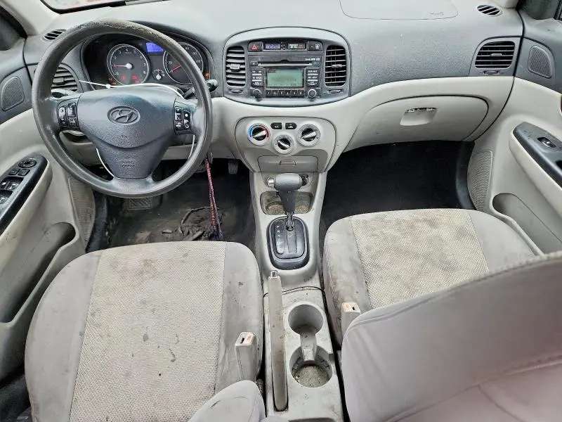 2011 HYUNDAI ACCENT GLS  