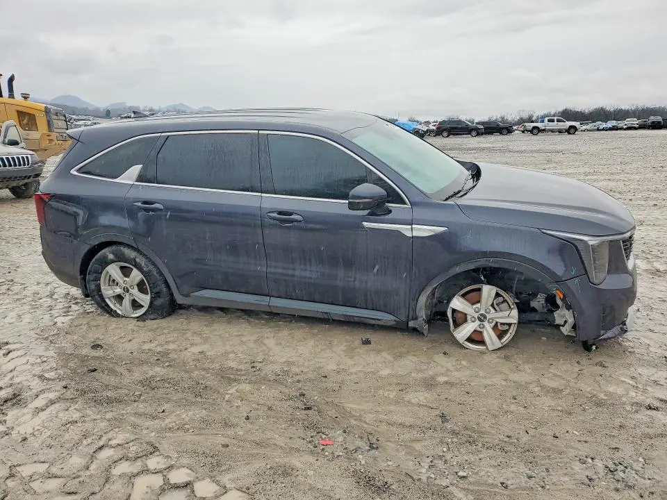2025 KIA SORENTO   