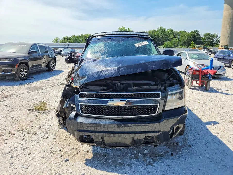 2011 CHEVROLET TAHOE K1500 LT  