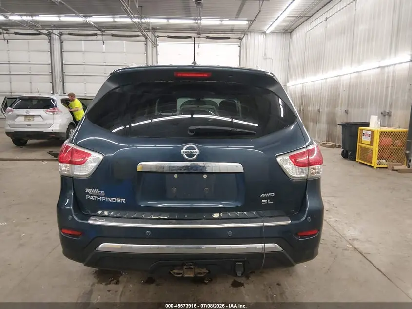2016 NISSAN PATHFINDER SL