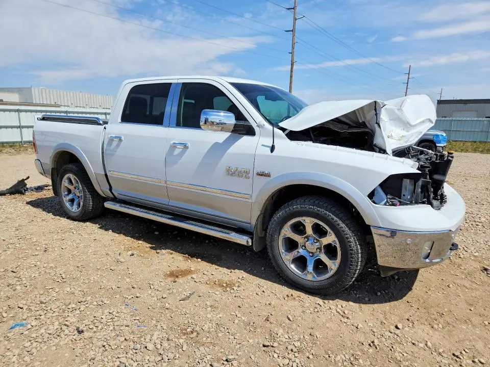 2015 RAM 1500 LARAMIE  