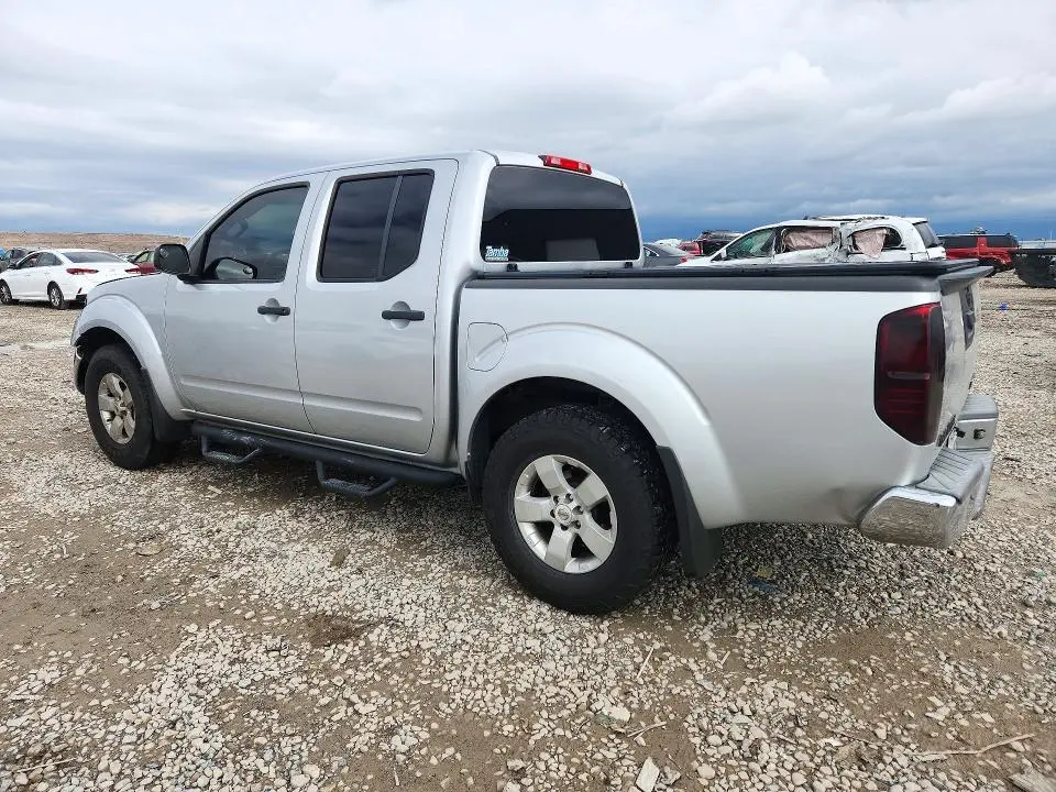 2013 NISSAN FRONTIER S  