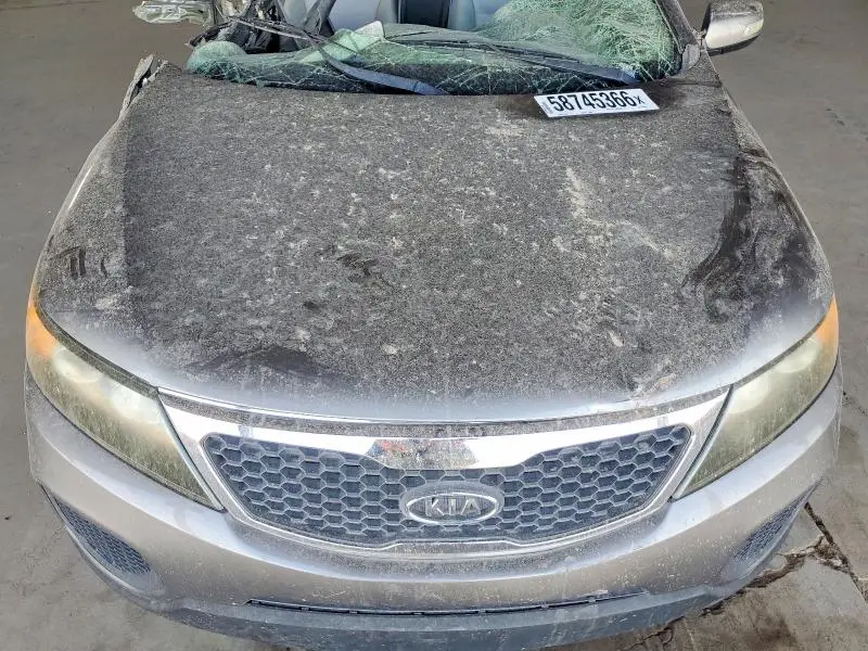 2011 KIA SORENTO GL  