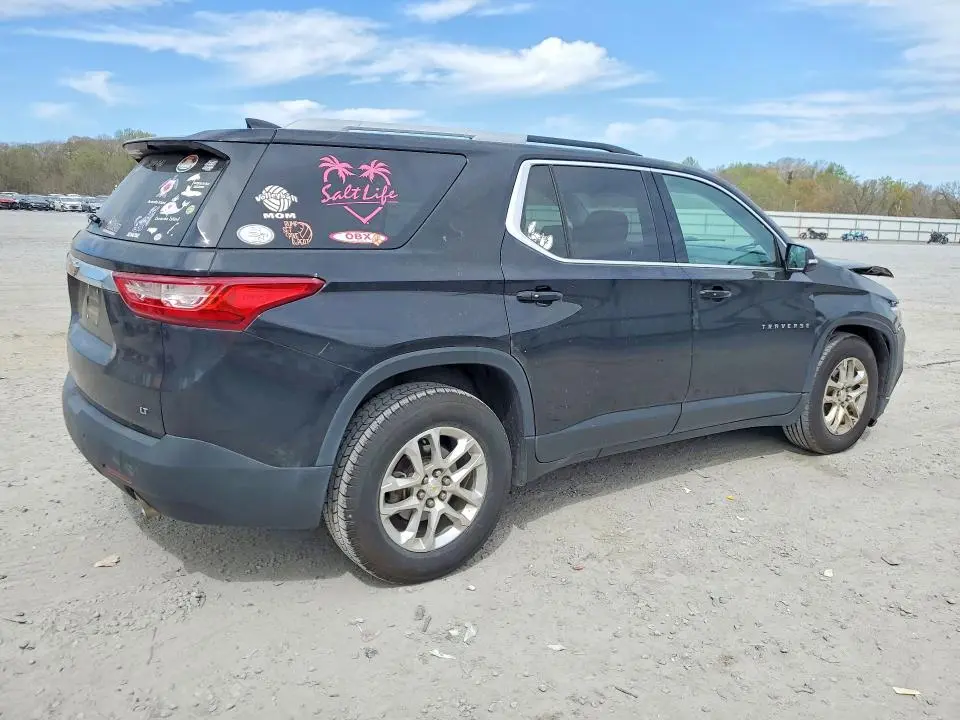 2018 CHEVROLET TRAVERSE LT  