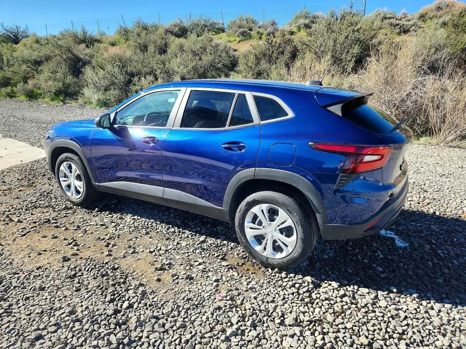 2024 CHEVROLET TRAX LS  