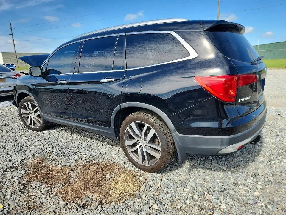 2016 HONDA PILOT TOURING  