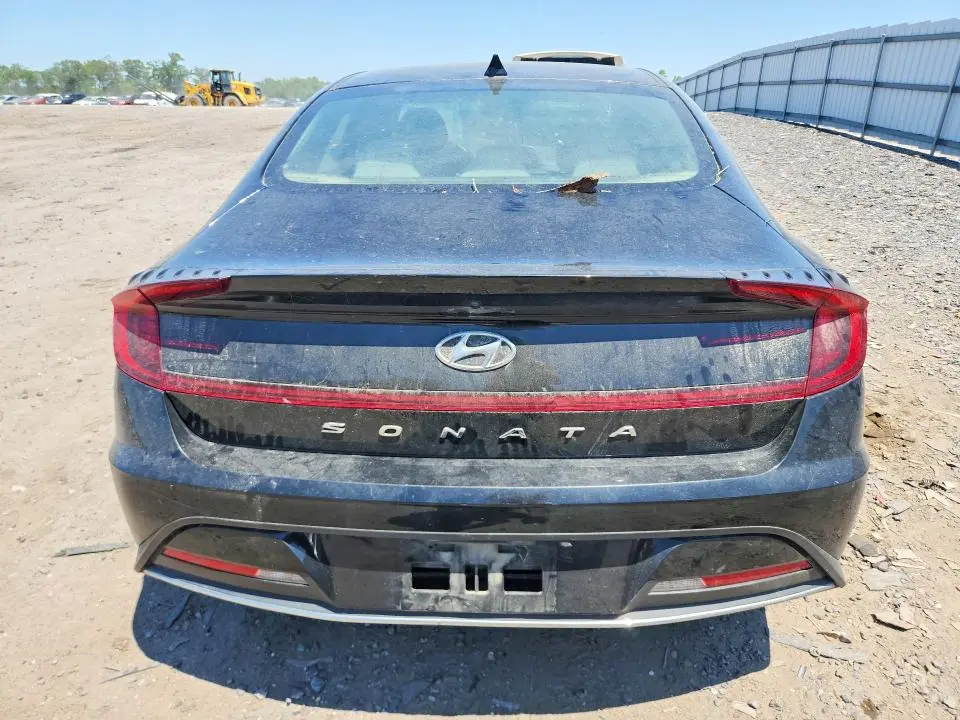 2020 HYUNDAI SONATA SE  